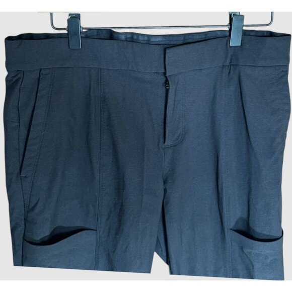 Athleta‎ Wander Stash Skinny Pants Black Nylon Stretch Pockets Size 10 - Picture 2 of 12